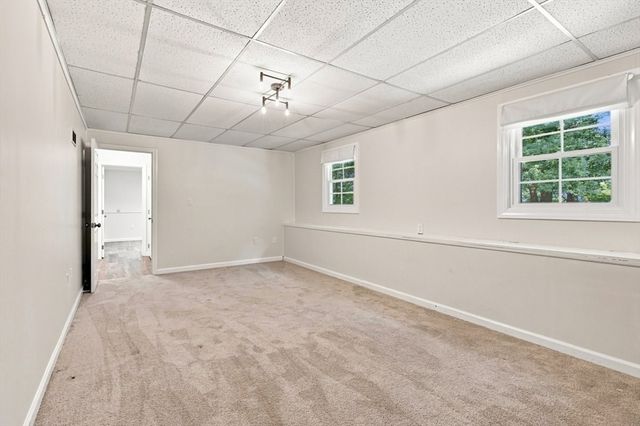 174 Bent St, Franklin, MA 02038