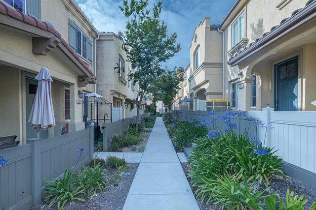 1627 Dunlin Ave 1, Chula Vista, CA 91913