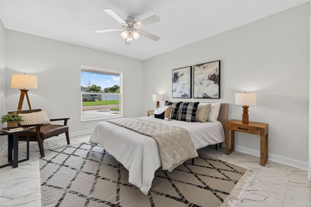 4899 VENETIAN PLACE NE, St Petersburg, FL 33703