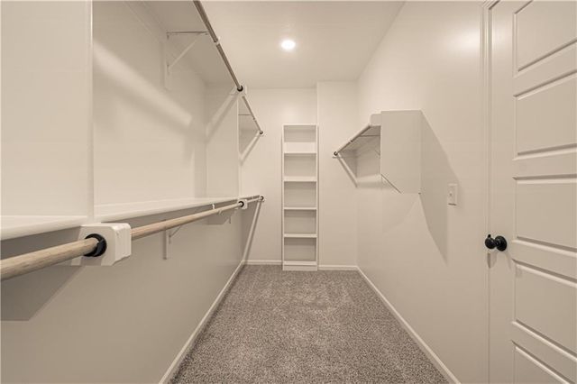 1548 Timber Ridge Drive, Liberty, MO 64068