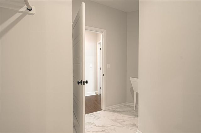 1548 Timber Ridge Drive, Liberty, MO 64068