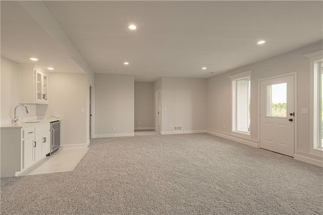 1548 Timber Ridge Drive, Liberty, MO 64068