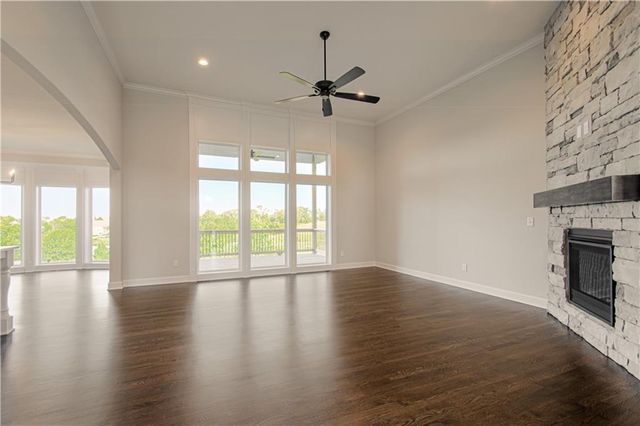 1548 Timber Ridge Drive, Liberty, MO 64068