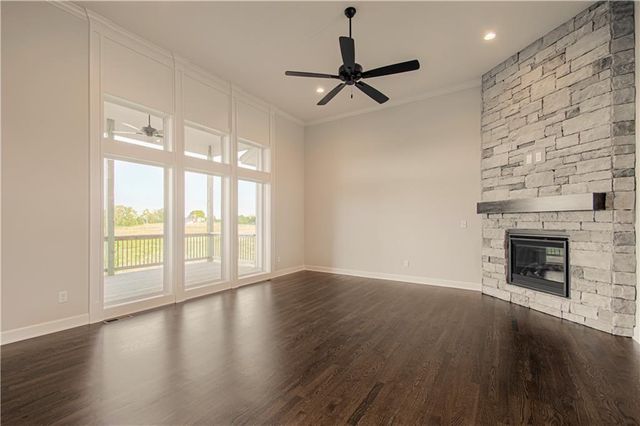 1548 Timber Ridge Drive, Liberty, MO 64068