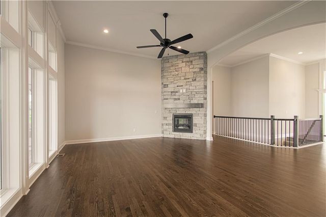 1548 Timber Ridge Drive, Liberty, MO 64068