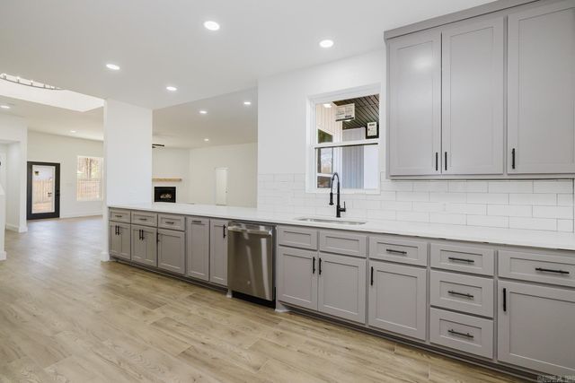 1019 Grand Avenue, Benton, AR 72015