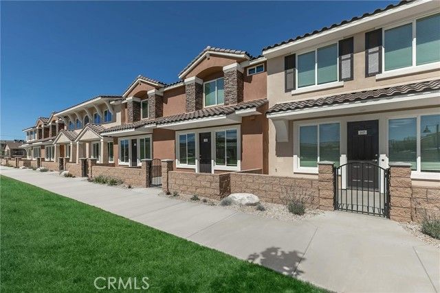 16854 Muscatel, Hesperia, CA 92345