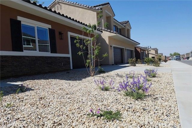 16854 Muscatel, Hesperia, CA 92345