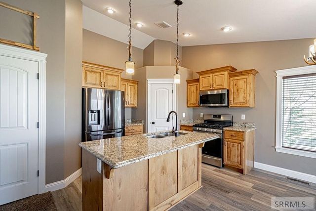 3449 E 225 N, Rigby, ID 83442