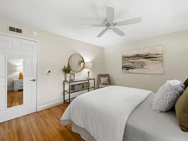 14225 Lora Drive 17, Los Gatos, CA 95032