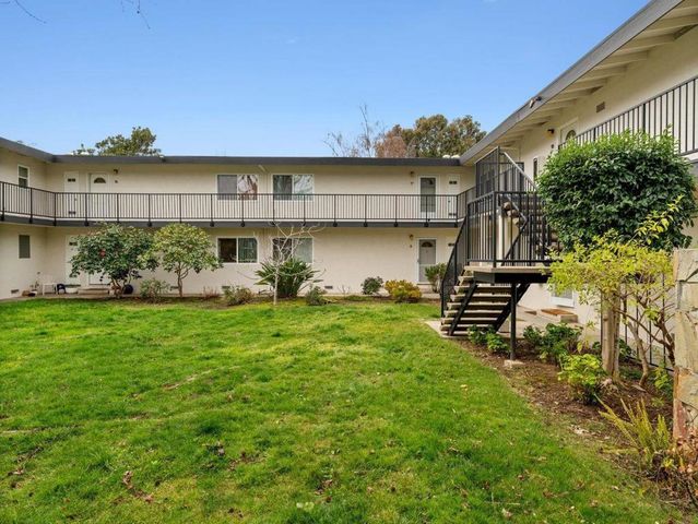14225 Lora Drive 17, Los Gatos, CA 95032