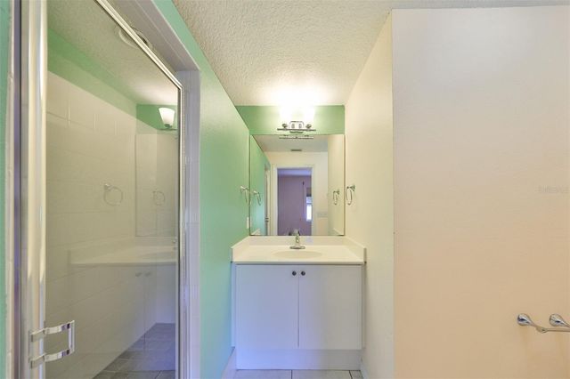 521 PINELLAS BAYWAY S 202, St Petersburg, FL 33715