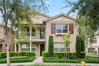 78 Rose Arch 21, Irvine, CA 92620