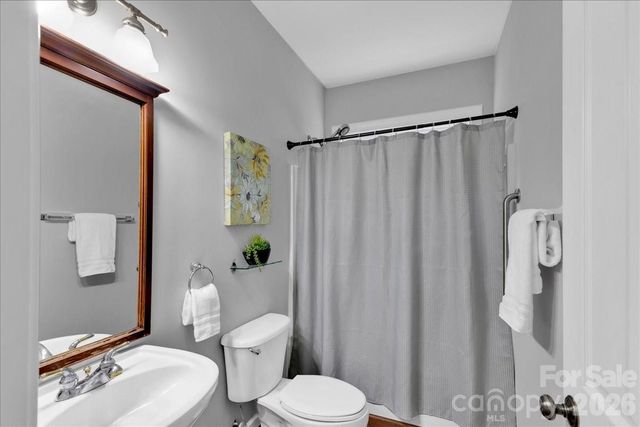 12616 Bannock Drive, Charlotte, NC 28277