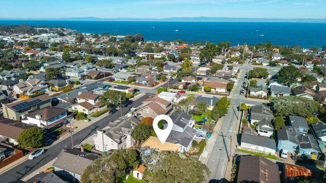 514 6th Street, Pacific Grove, CA 93950