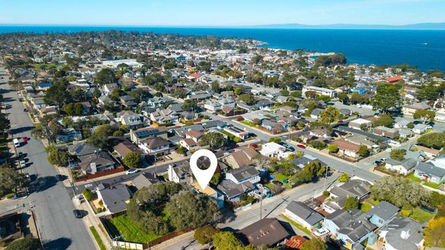 514 6th Street, Pacific Grove, CA 93950