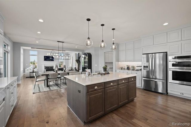 13955 Regatta Bay Drive, Shelby, MI 48315