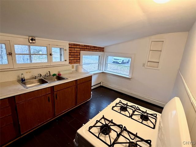 137 West Bridge Street, Oswego, NY 13126