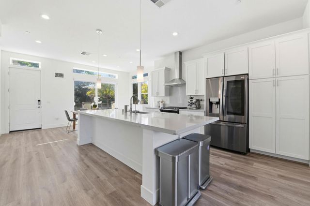 2449 Washington Boulevard, Fremont, CA 94539