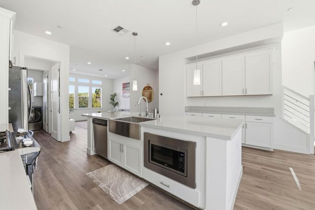 2449 Washington Boulevard, Fremont, CA 94539