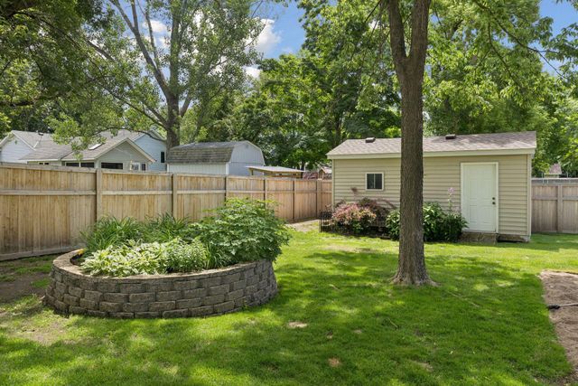 1215 Cartway Road N, Champlin, MN 55316