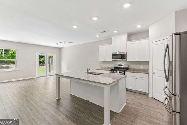 6032 Harbor Landing Drive, Buford, GA 30518