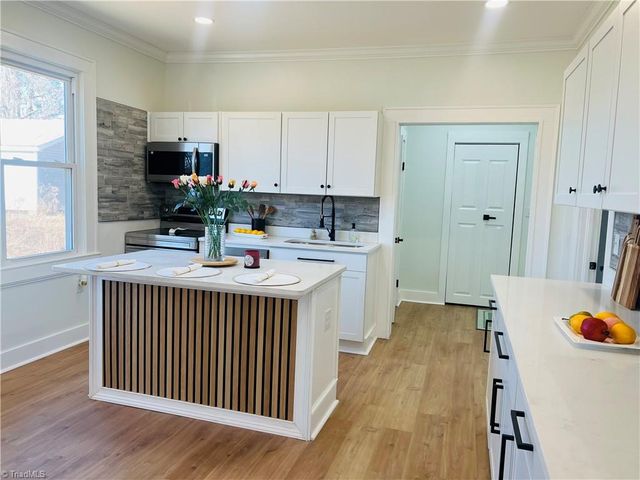 2183 Westfield Road, Mount Airy, NC 27030