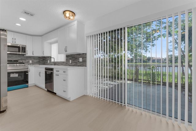9745 NW 37th St 9745, Sunrise, FL 33351