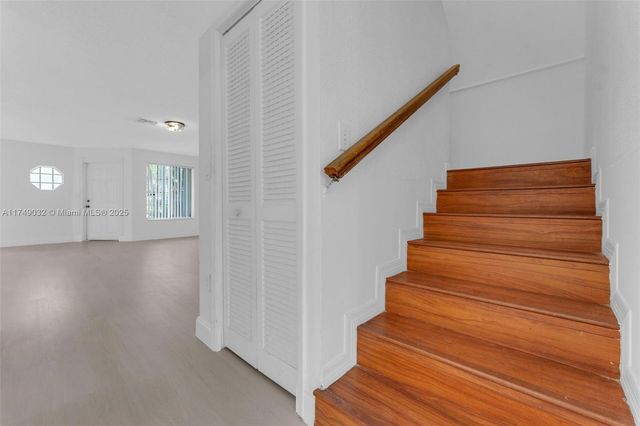 9745 NW 37th St 9745, Sunrise, FL 33351