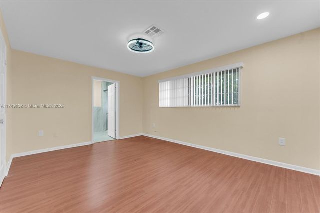 9745 NW 37th St 9745, Sunrise, FL 33351