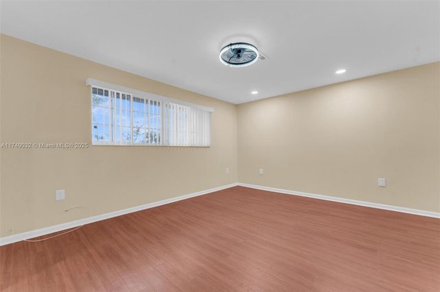 9745 NW 37th St 9745, Sunrise, FL 33351