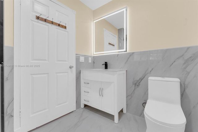 9745 NW 37th St 9745, Sunrise, FL 33351