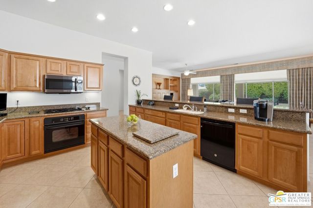78907 Alliance Way, Palm Desert, CA 92211