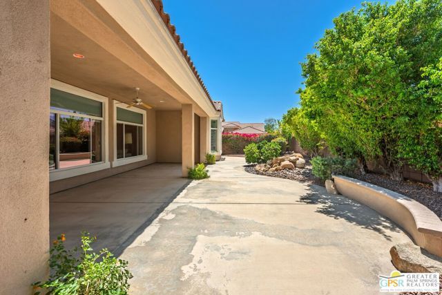 78907 Alliance Way, Palm Desert, CA 92211