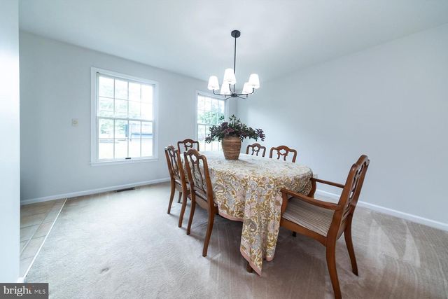 1615 LINDEN BLVD, Vineland, NJ 08361