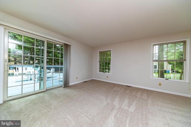 1615 LINDEN BLVD, Vineland, NJ 08361