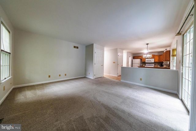 1615 LINDEN BLVD, Vineland, NJ 08361