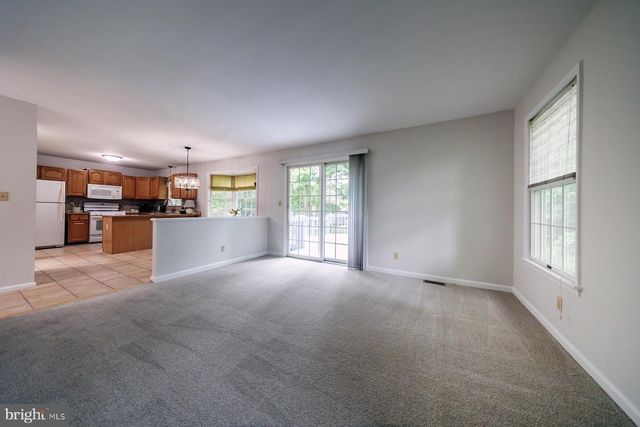 1615 LINDEN BLVD, Vineland, NJ 08361
