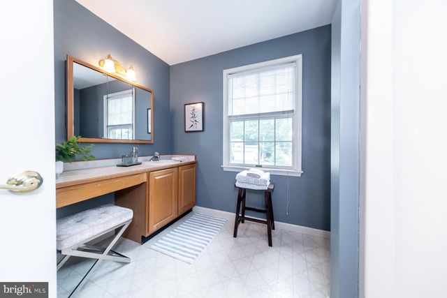 1615 LINDEN BLVD, Vineland, NJ 08361