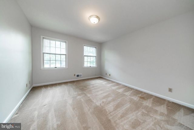 1615 LINDEN BLVD, Vineland, NJ 08361
