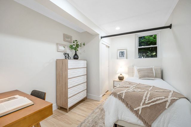 52 Garden St B2, Cambridge, MA 02138