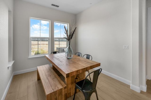 1131 Senegal, El Dorado Hills, CA 95762