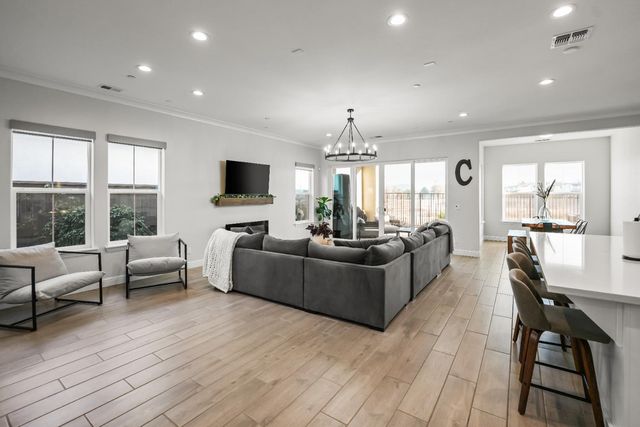 1131 Senegal, El Dorado Hills, CA 95762