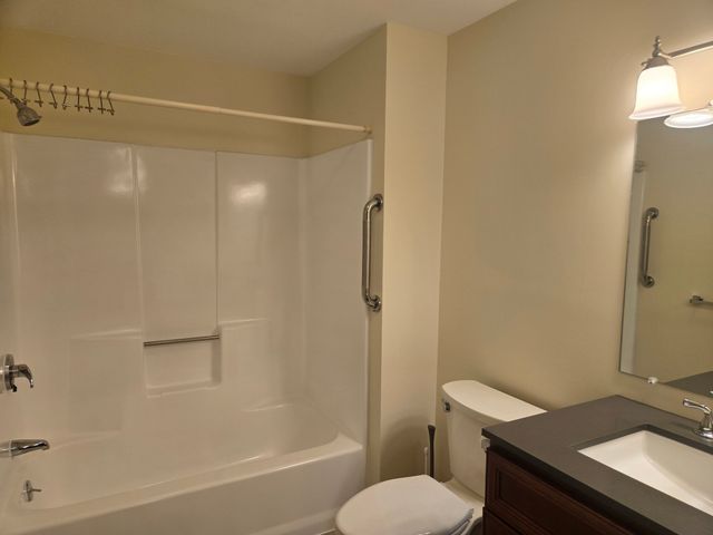 996 East Street 9, Walpole, MA 02081