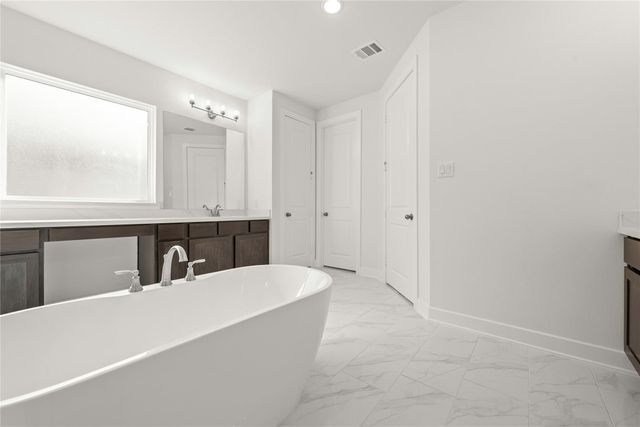 27016 West Ranch House Road, Montgomery, TX 77316