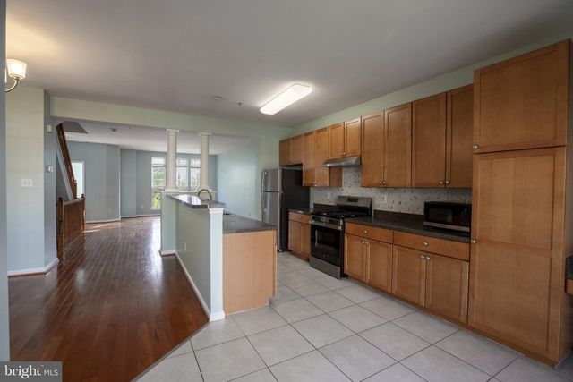 8458 CHARMED DAYS, Laurel, MD 20723