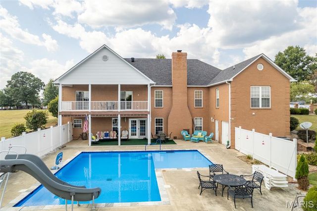 14108 Lynn Road, Poplar Bluff, MO 63901