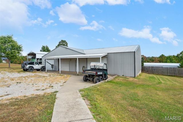 14108 Lynn Road, Poplar Bluff, MO 63901