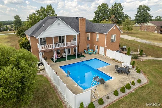 14108 Lynn Road, Poplar Bluff, MO 63901