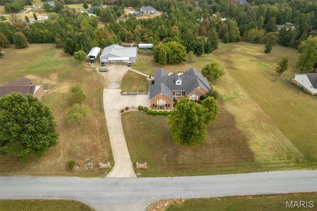 14108 Lynn Road, Poplar Bluff, MO 63901